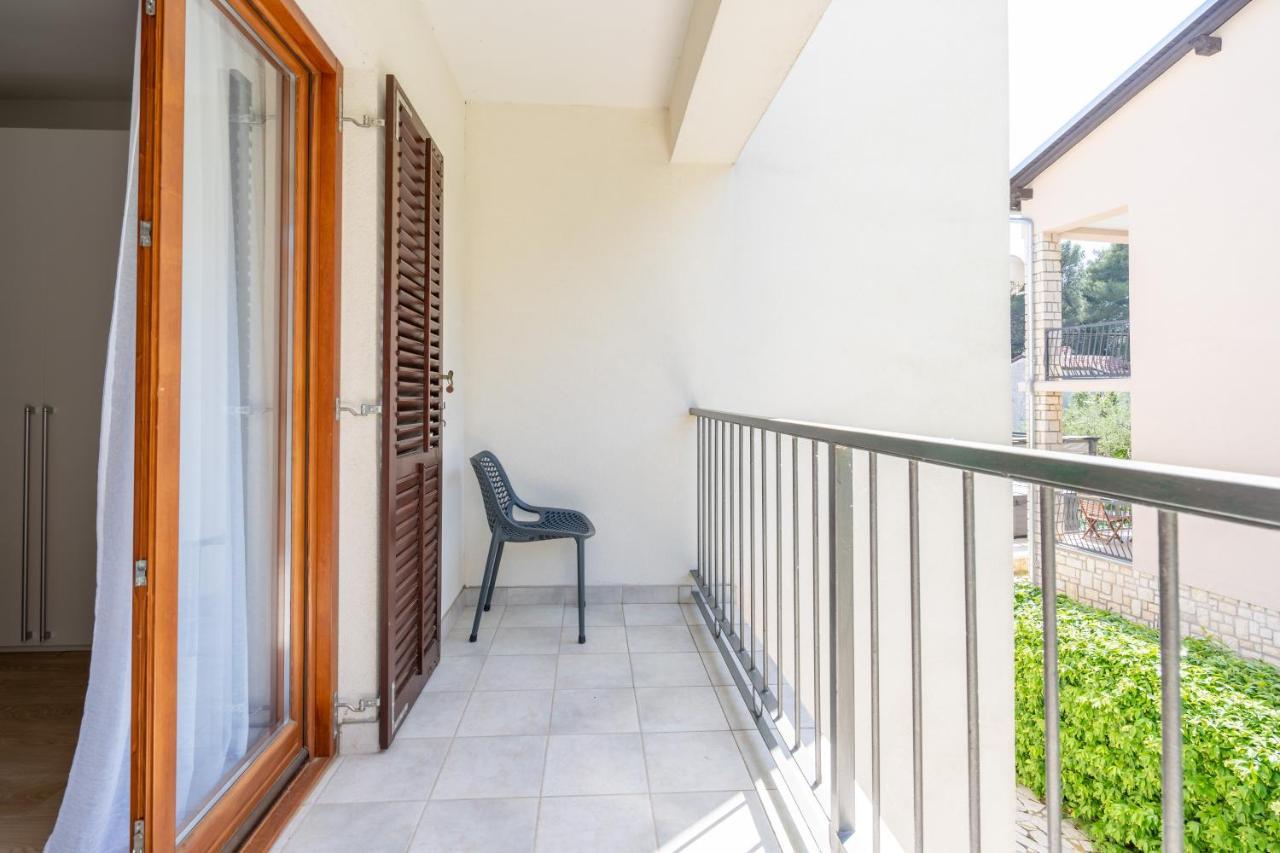 Apartmani&Soba Mimi Ровінь Екстер'єр фото