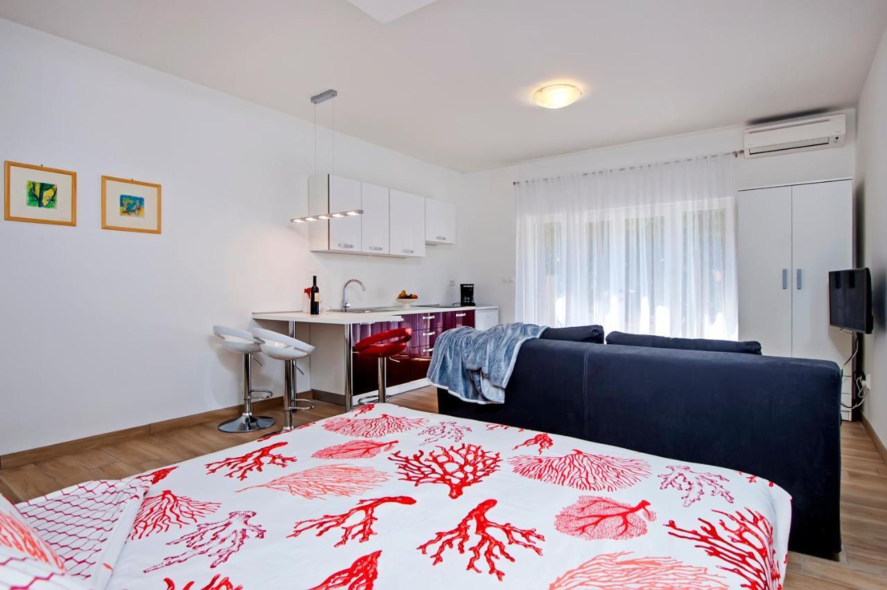Apartmani&Soba Mimi Ровінь Екстер'єр фото