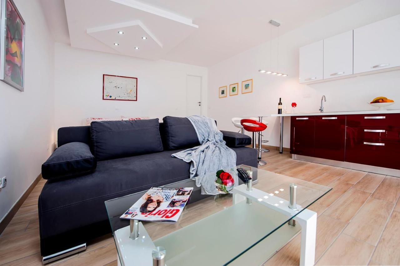 Apartmani&Soba Mimi Ровінь Екстер'єр фото