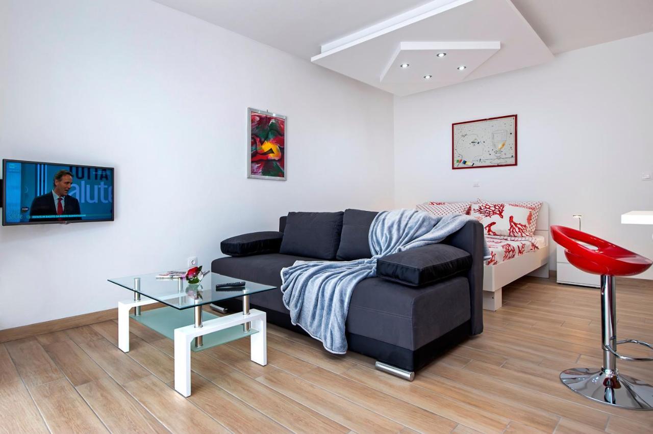 Apartmani&Soba Mimi Ровінь Екстер'єр фото